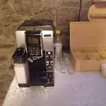 U Eli I Tomka