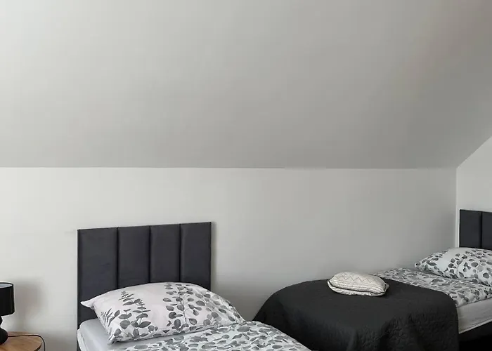 U Eli I Tomka 홈스테이 *